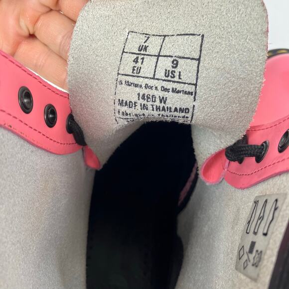 Dr Martens Wmns Sz 9 1460W Bubblegum Pink Patent Lether 8-eye Lace-up Boots - Picture 12 of 16